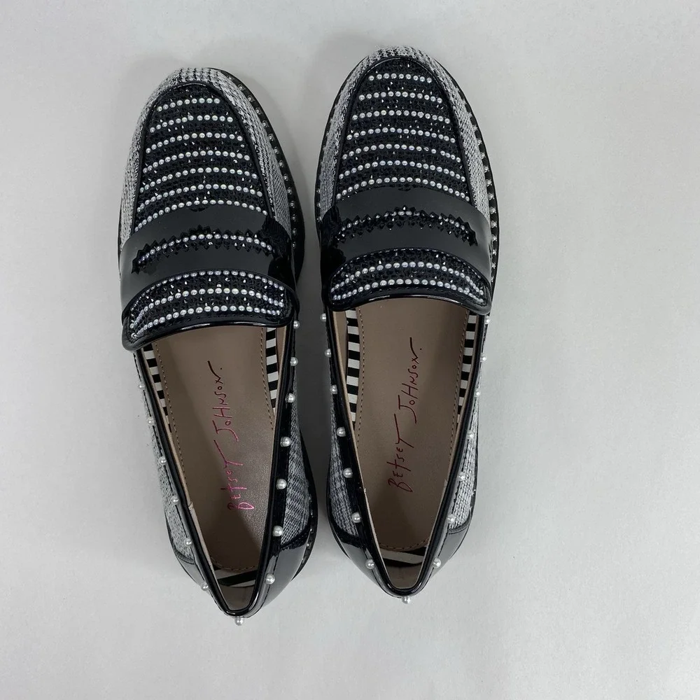 Betsey‎ Johnson Darian Pearls Sequins Plaid Patent Loafer Shoes Size 6M